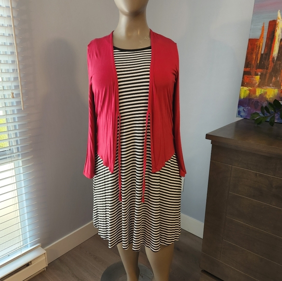 Rasberry Super Soft Tie-Front Cardigan - Picture 7 of 8